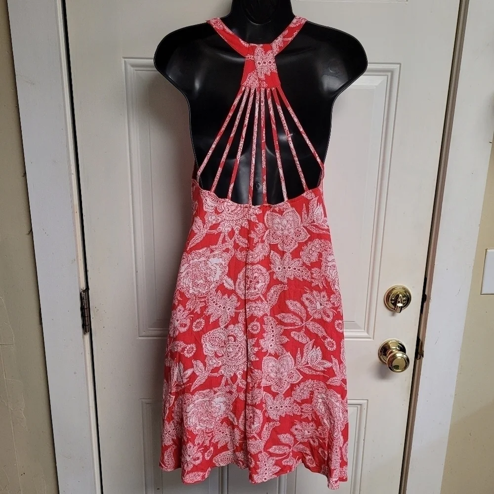 Entro Coral And White Paisley Open Strappy Back‎ Swing Dress Women's Size Small